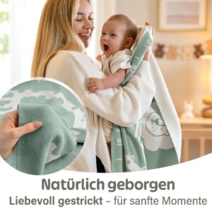 Babydecke aus Baumwolle in Grün – liebevoll gestrickte Bio Baumwolle Babydecke für sanfte Momente, weich und ideal als Geschenk für Neugeborene.