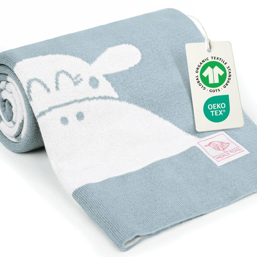 Merle-Toys-Babydecke-aus-Baumwolle-Meilenstein-Decke-Kuscheldecke-Baby-Babydecke-Strick1-scaled.jpg