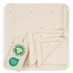 Merle-Toys-Babydecke-Strick-Babydecke-Sommer-Baumwoll-Babydecke-Perlweiss.jpg8_-scaled.jpg